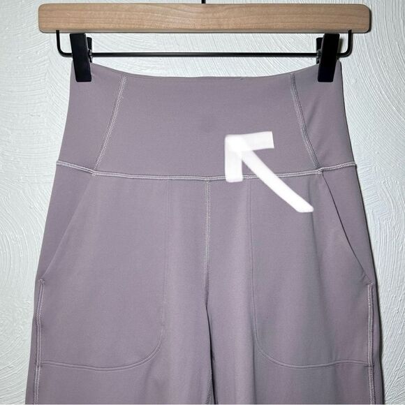 Lululemon Align Wide Leg Crop in Violet Verbena - Picture 5 of 9